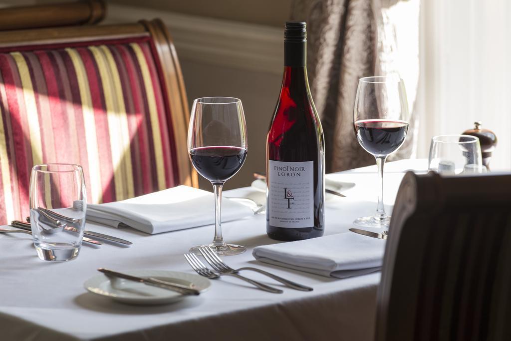 The Lake Country House Hotel & Spa Llangammarch Wells Dış mekan fotoğraf