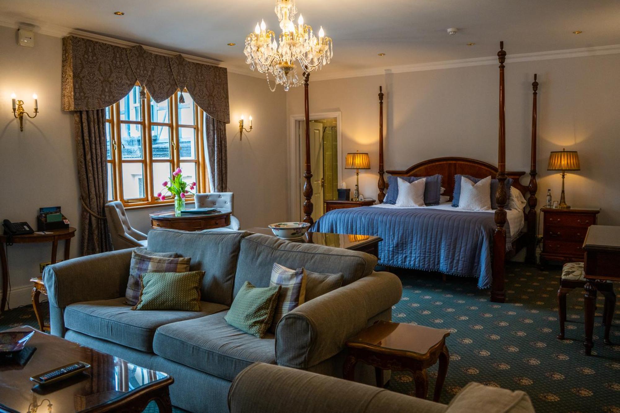The Lake Country House Hotel & Spa Llangammarch Wells Dış mekan fotoğraf
