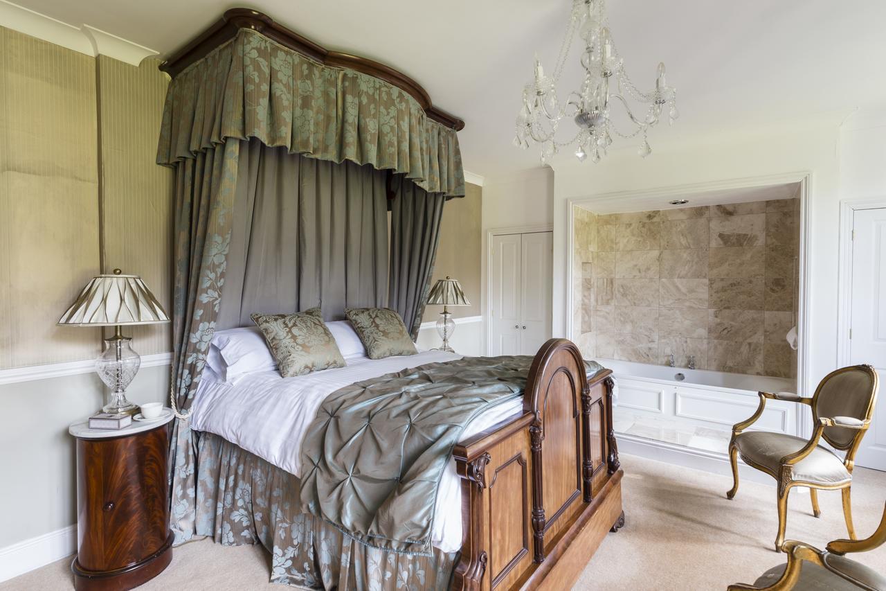 The Lake Country House Hotel & Spa Llangammarch Wells Dış mekan fotoğraf