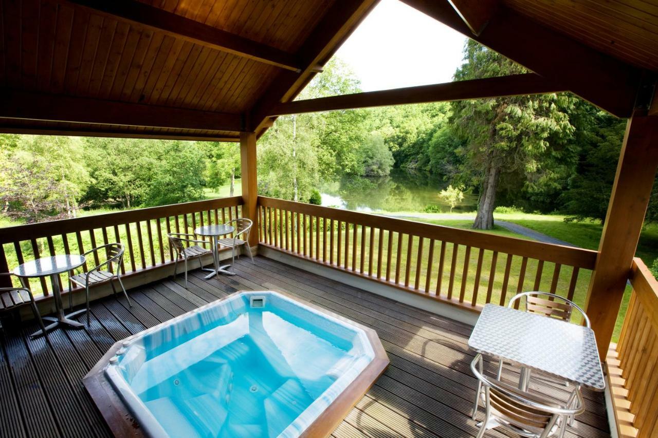 The Lake Country House Hotel & Spa Llangammarch Wells Dış mekan fotoğraf